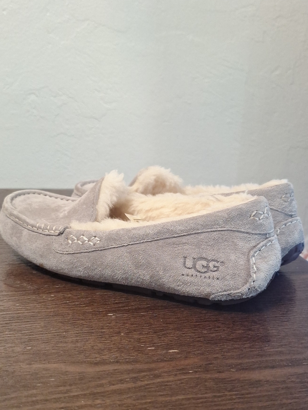 UGG Ansley Shearling Lined Wool Moccasin Slip On Light Grey Women's Shoes Size 6 - Picture 5 of 8